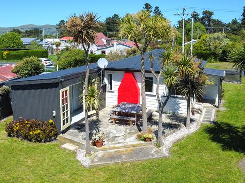 9 Muri Street, Aramoana