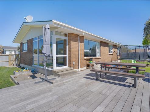 5 Waterford Drive, Winton