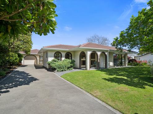 18 Sunny Glen, Waikanae