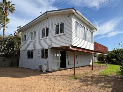 26 Alison Road, Surfdale