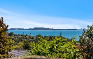 4 Mellons Bay Road, Mellons Bay