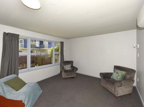 3/124 Huxley Street, Sydenham
