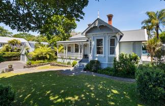 707 & 707B New North Road, Mount Albert