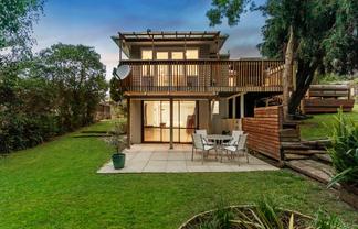 70 Fairclough Road, Beach Haven