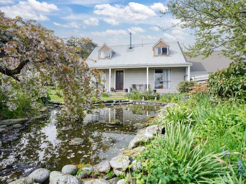 567 Kennington Waimatua Road, Waimatua