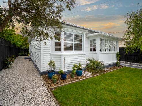 50 Wiggins Street, Sumner
