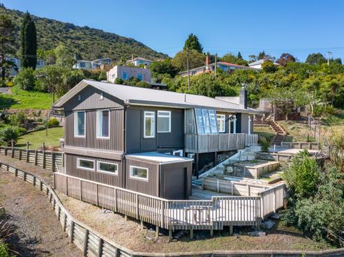47 Adderley Terrace, Ravensbourne