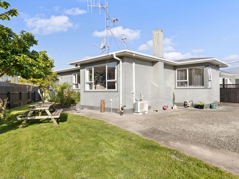 15 Sinclair Avenue, Highbury