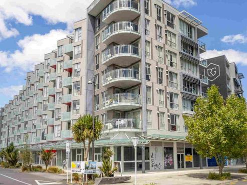 205/1 Rose Garden Lane, Albany