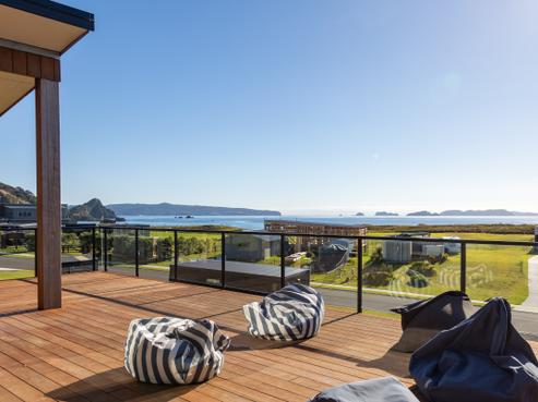 45 Skippers Road, Opito Bay