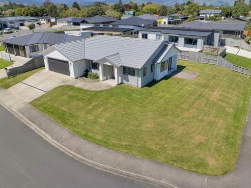 2 Kingi Te Ahoaho Place, Otaki