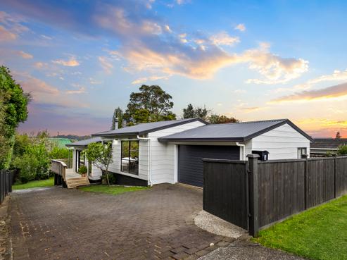4 Macrocarpa Place, Ranui