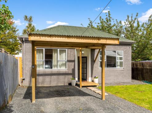 8 Coburn Avenue, North East Valley