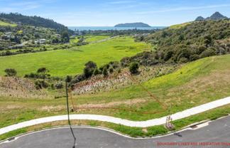 10 Waikoto Way, Tairua