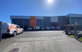 Premium Office Skewed Industrial