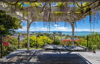 16 Champion Terrace, Moana