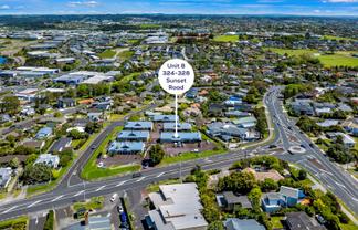 NORTH SHORE - ROAD FRONT CONSULTANCY PREMISES
