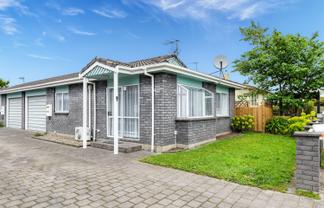 10A Ruihi Street, Victoria