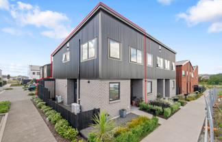 102 Te Tihi Street, Wiri