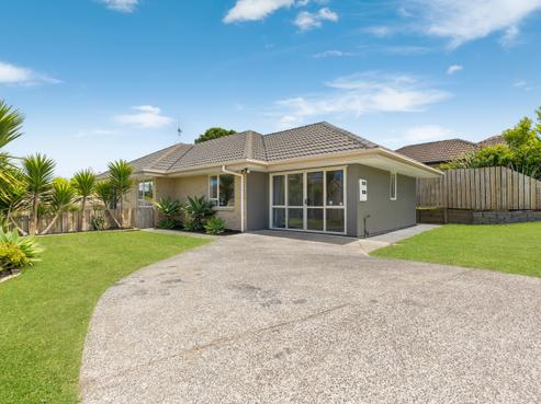 11 Legacy Drive, Henderson