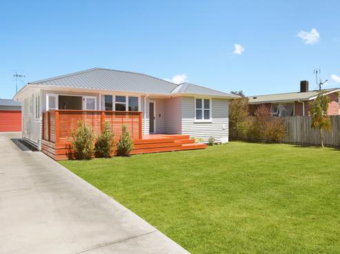 8 Aspiring Crescent, Chartwell