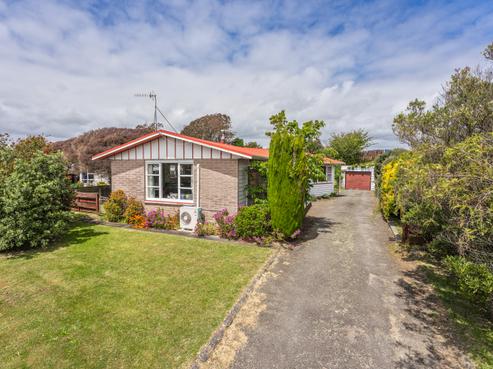 64 Michael Road, Paraparaumu Beach