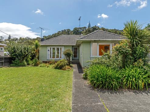 15 Lauderdale Road, Birkdale