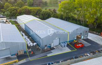 600sqm High Stud Industrial with Yard!