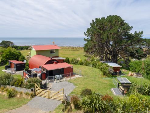 451 Tora Farm Settlement Road, Tora