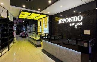 Retail Space Next to Rebel Sports & Warehouse