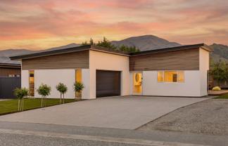 16 Hosking Drive, Cromwell