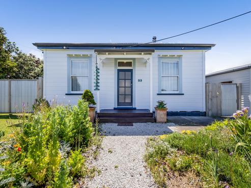 53 Fox Street, Opunake