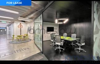 290m2 Absolutely Stunning Office on High Street