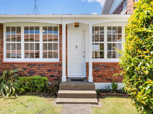 2/13 King Edward Avenue, Epsom