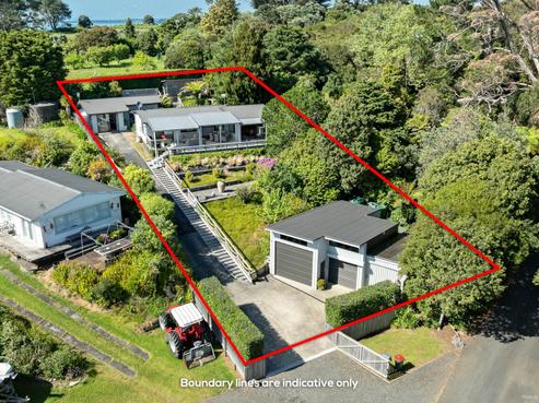 512 Grahams Beach Road, Manukau Heads