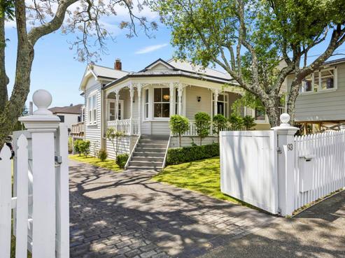 93 Ranfurly Road, Epsom