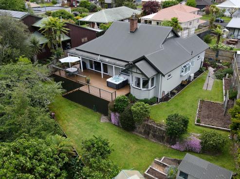 5 Oregon Crescent, Glenview