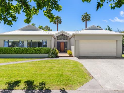 135 Riverside Road, Whataupoko