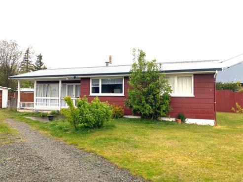 3 Maryburn Road, Twizel
