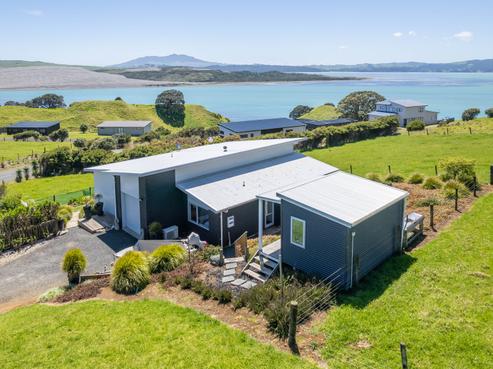 474 Maukutea Drive, Kawhia