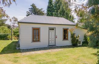 1512 Livingstone-Duntroon Road, Livingstone