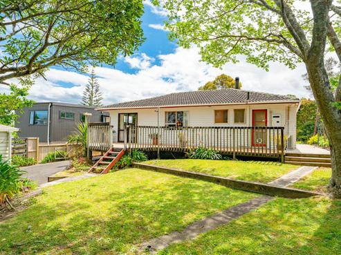 31 Takapu Street, Henderson