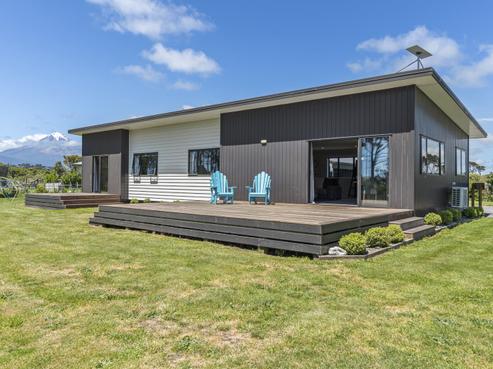 205 Mid Puniho Road, Okato