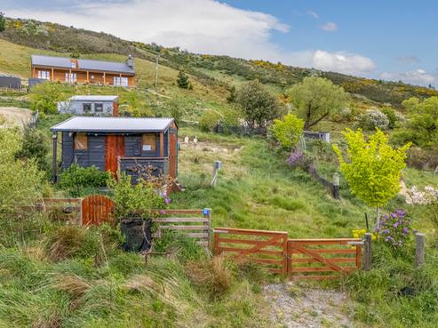 1281 Saint Bathans Downs Road, Omakau