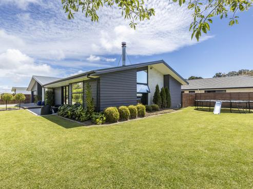 1 Armstrong Avenue, Waitara