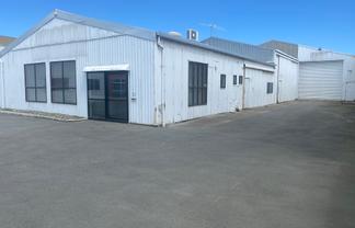 VERSATILE BOND STREET WAREHOUSE