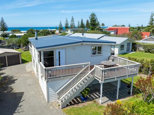 61 Pinedale Crescent, Riversdale Beach
