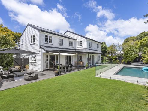 206 Norman Lesser Drive, Saint Johns