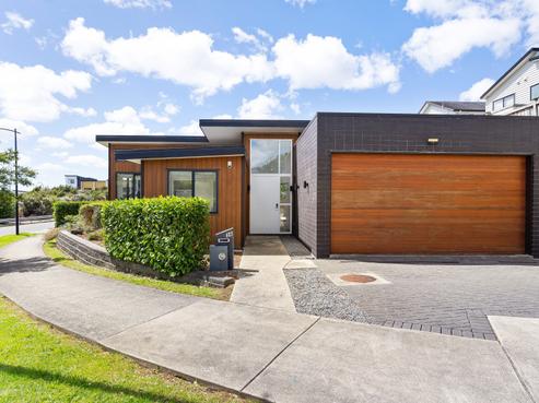 36 Matahae Drive, Flat Bush