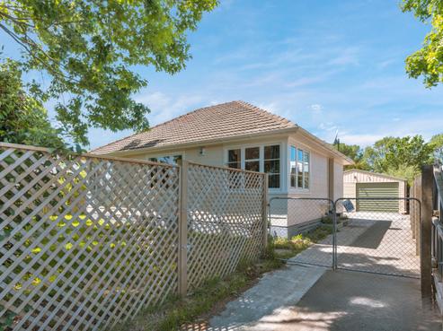 18 Ballantyne Avenue, Upper Riccarton